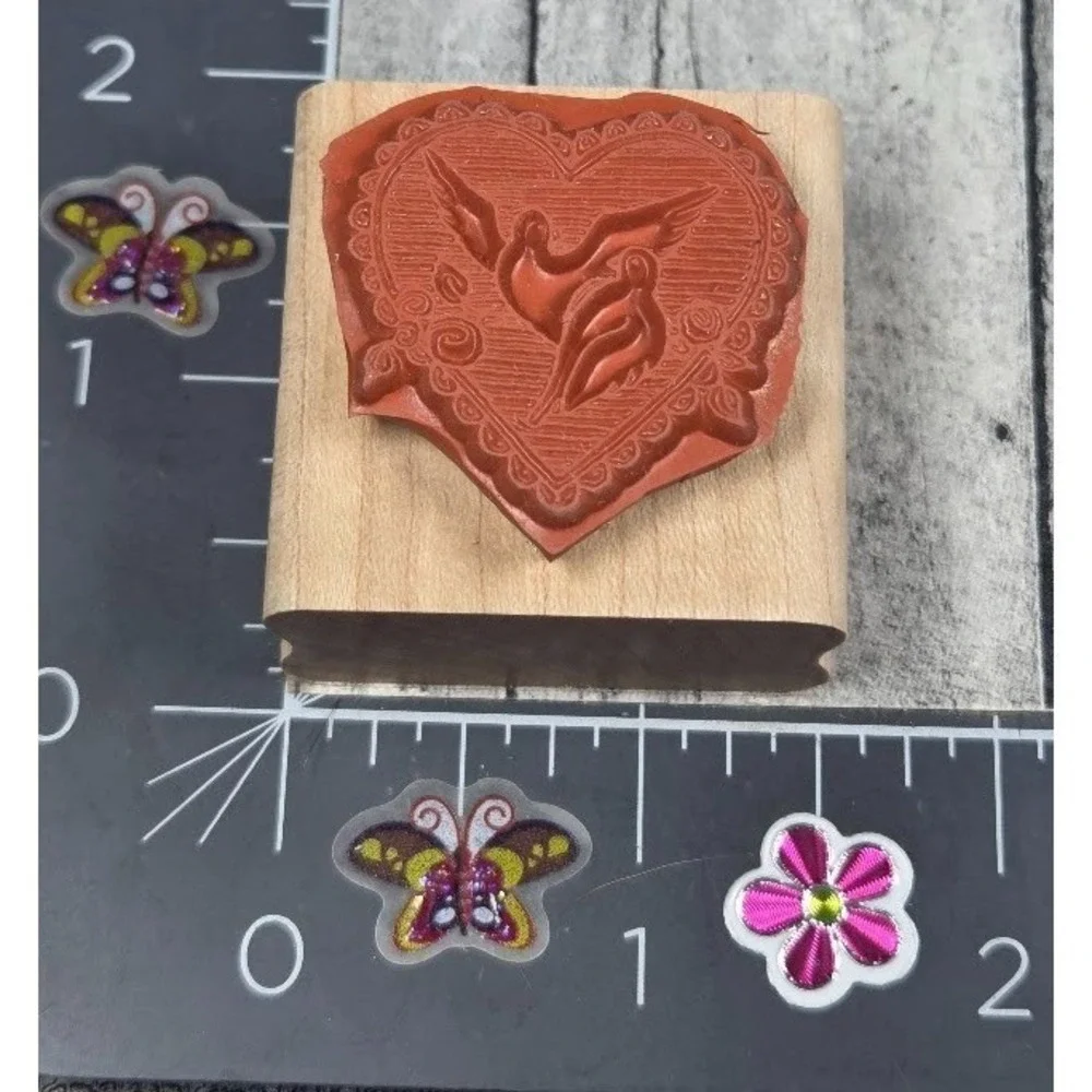 Stampin' Up! Doves Birds Pair Lace Heart 1.5X1.5 Rubber Stamp Wood #Q65